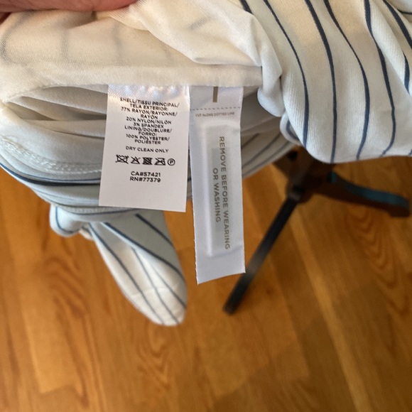 Ann Taylor faux wrap dress - Picture 4 of 5